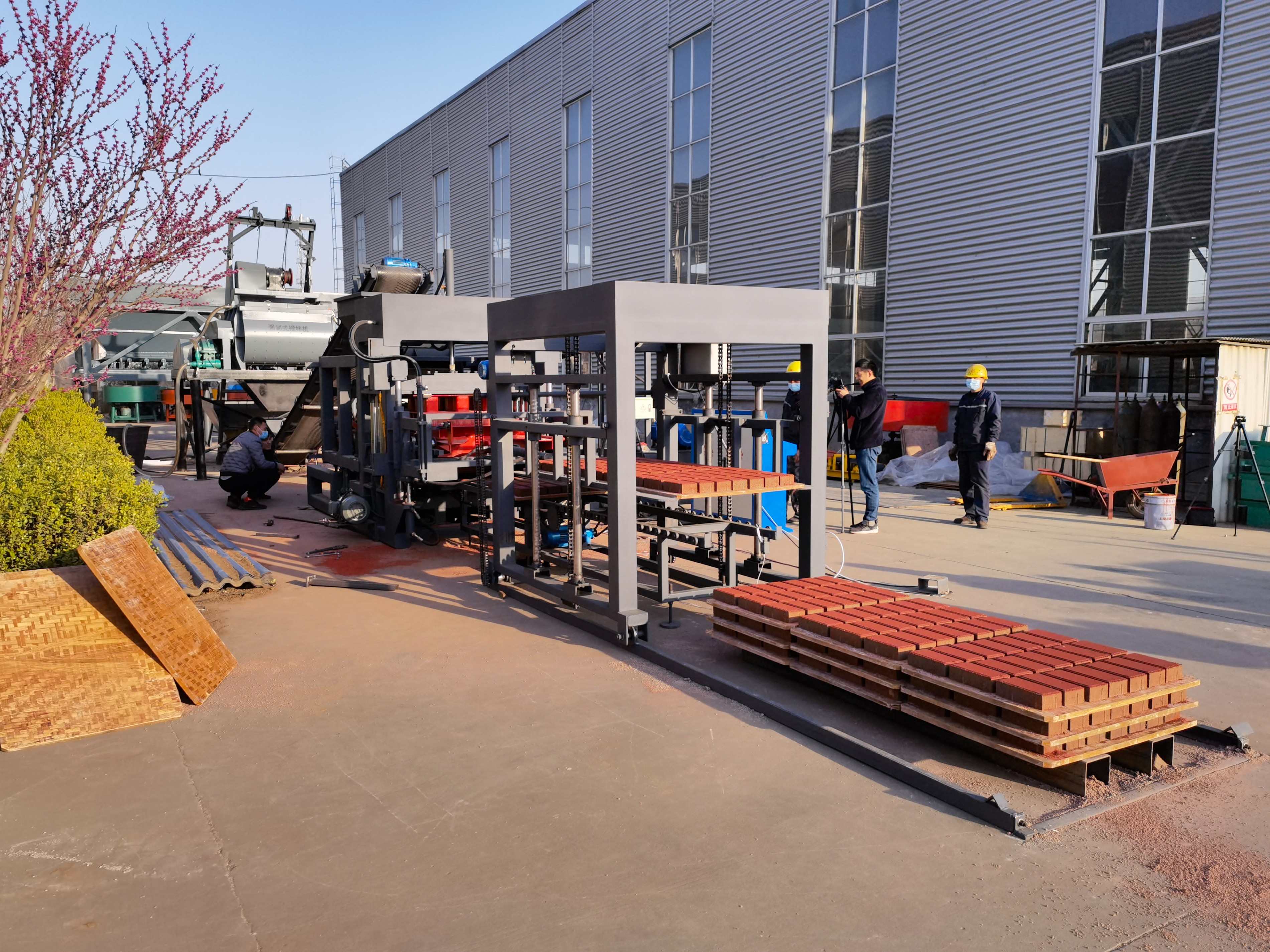 Cement Bricks Hydraulic Pressing Machine