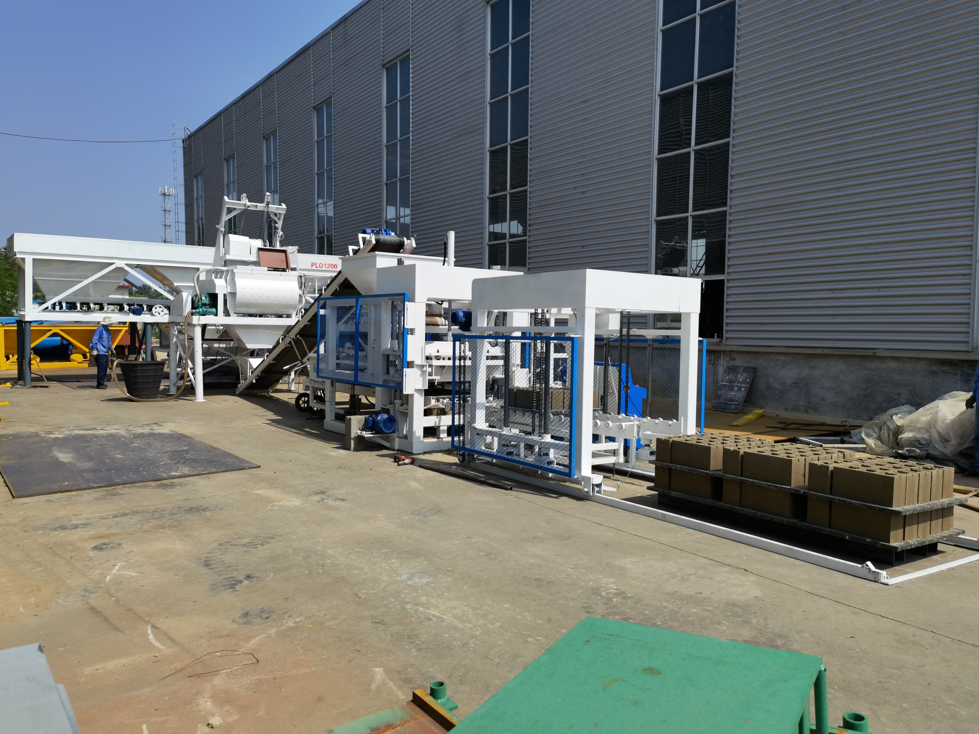 Cement Bricks Hydraulic Pressing Machine(图1)